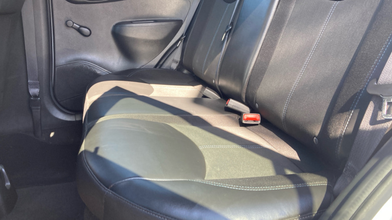 Vauxhall Viva 1.0 SL 5dr Petrol Hatchback